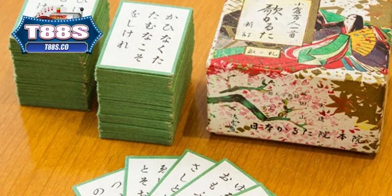 Phản xạ nhanh là một kỹ năng cần rèn dũa nếu muốn chơi tốt Karuta
